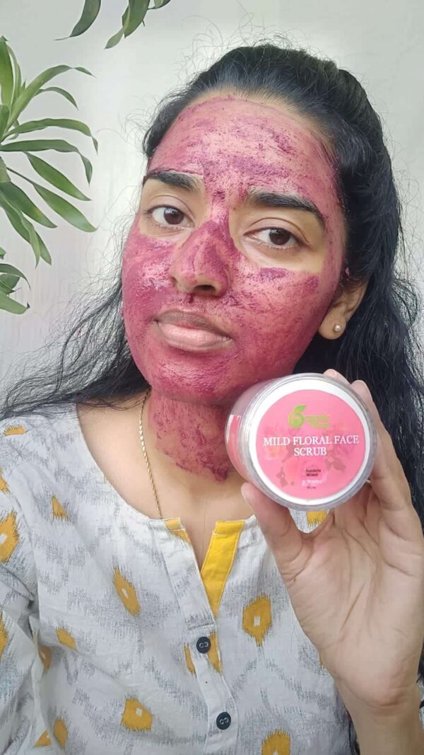 Mild Floral Scrub - Image 3